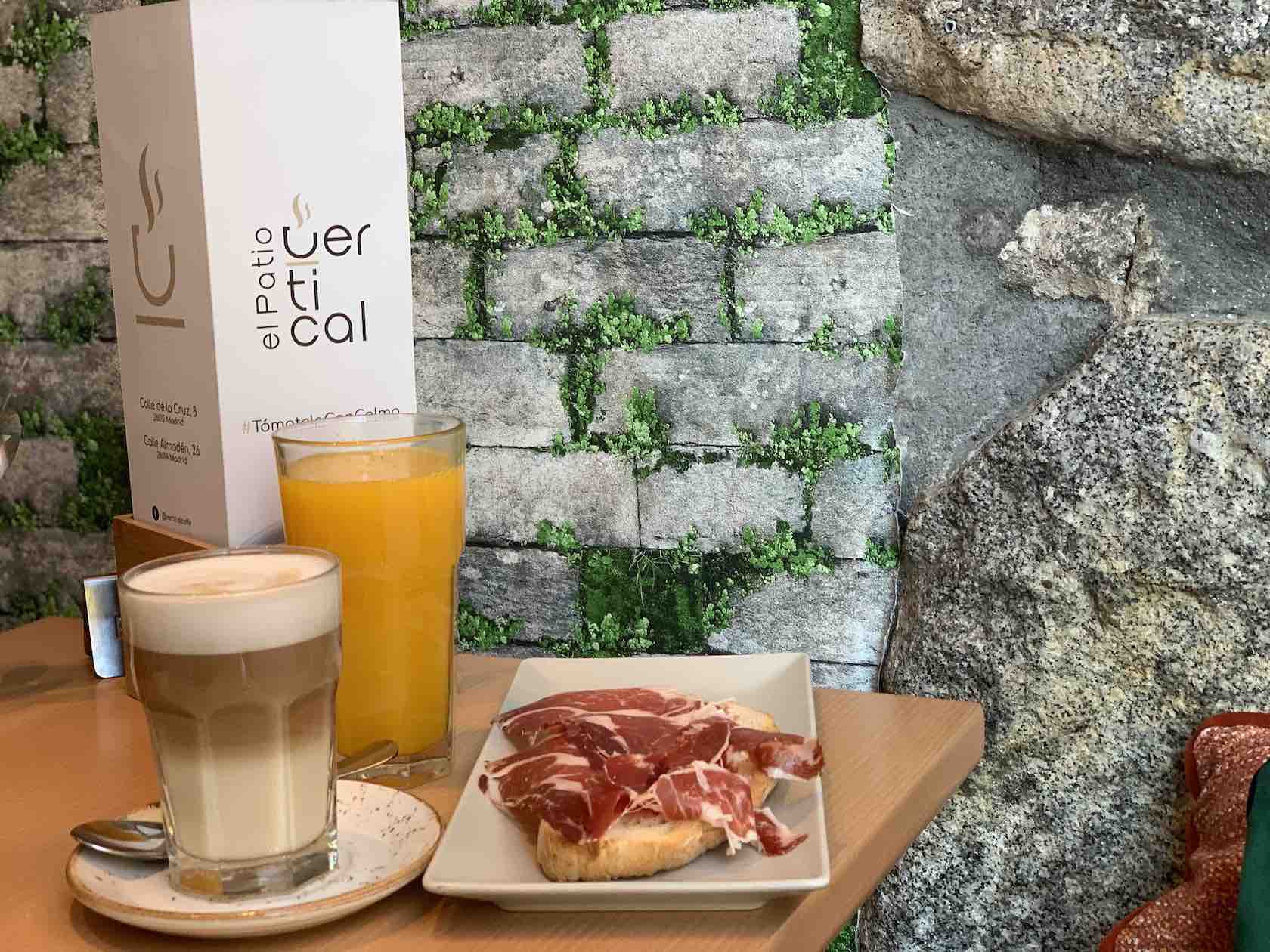 Desayuno-El-Patio-Vertical